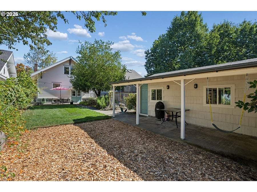 Furnished Finder property 1054622_1 photo 17