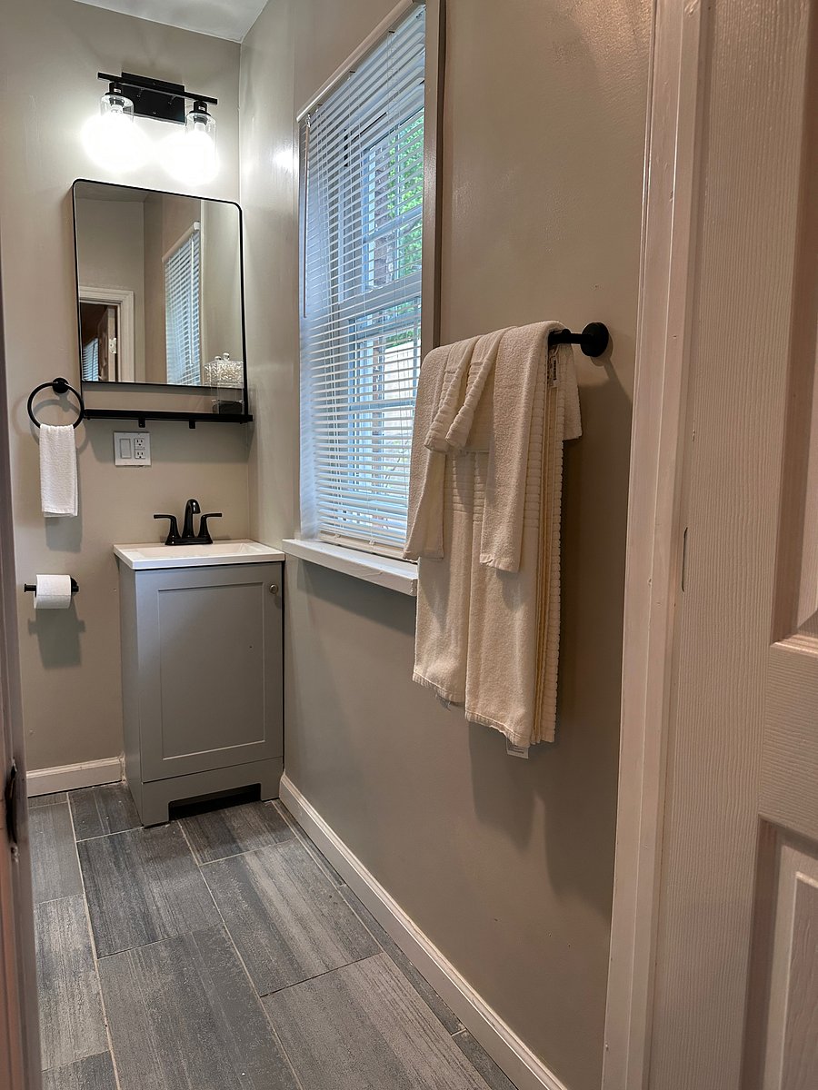 Furnished Finder property 1054625_1 photo 21