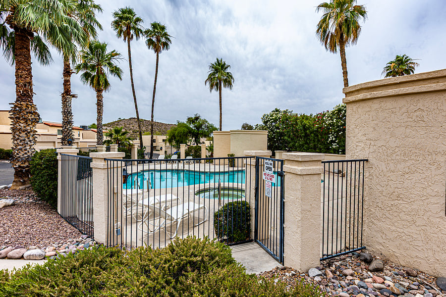 Furnished Finder property 1054627_1 photo 2