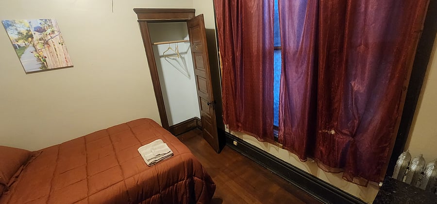 Furnished Finder property 1054643_1 photo 3