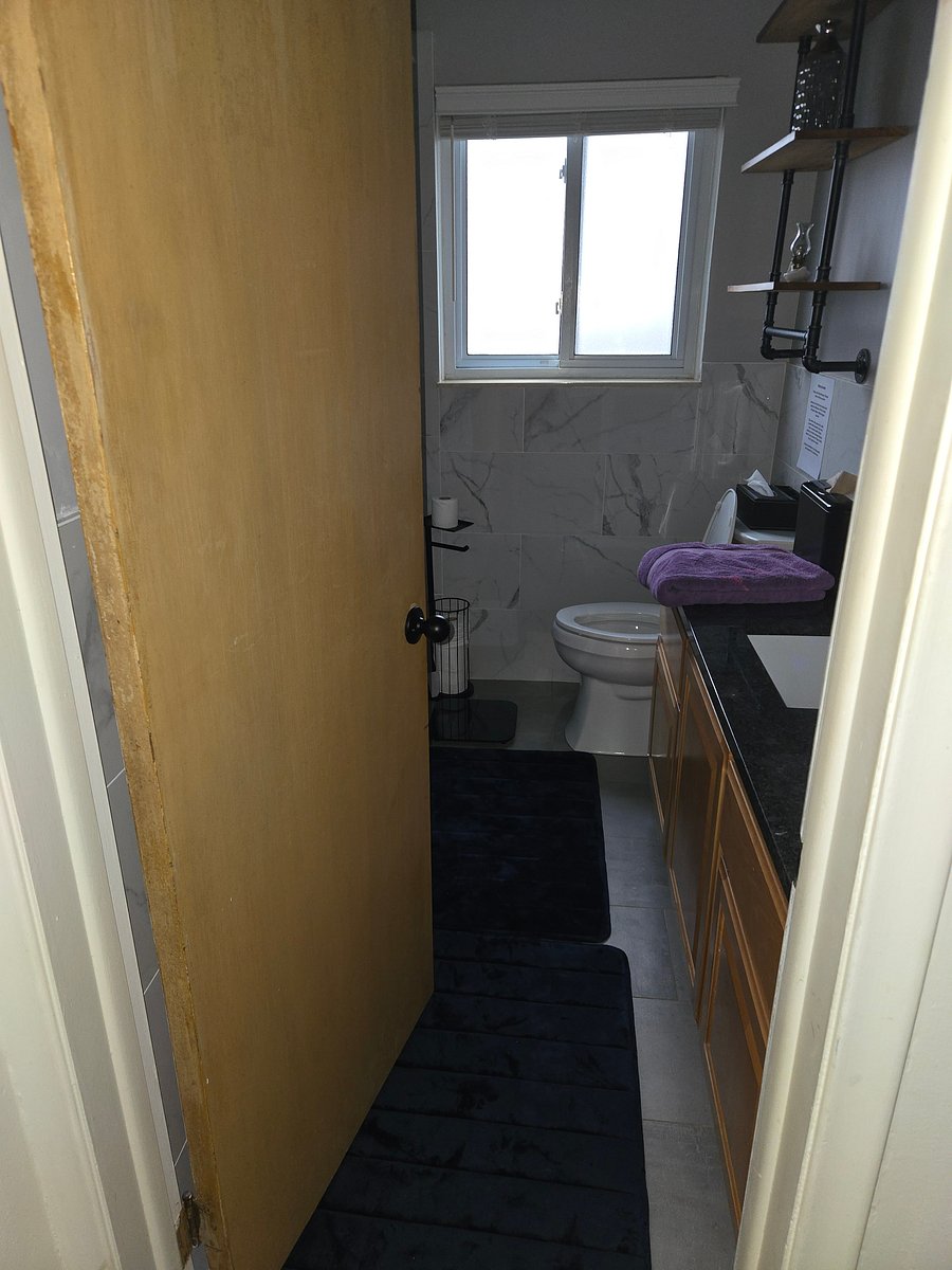 Furnished Finder property 1054647_1 photo 12