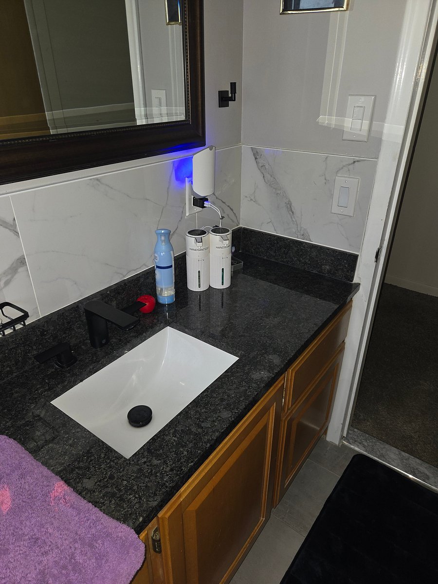 Furnished Finder property 1054647_1 photo 13