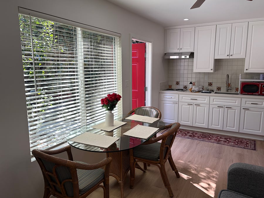 Furnished Finder property 1054674_1 photo 3