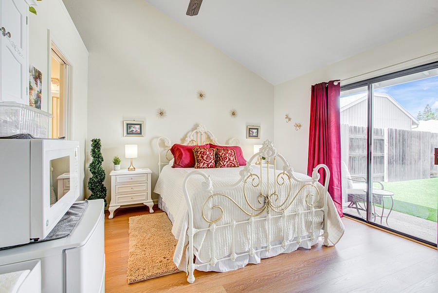 Furnished Finder property 1054683_1 photo 1