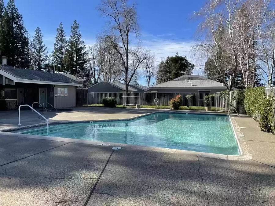 Furnished Finder property 1054683_1 photo 17