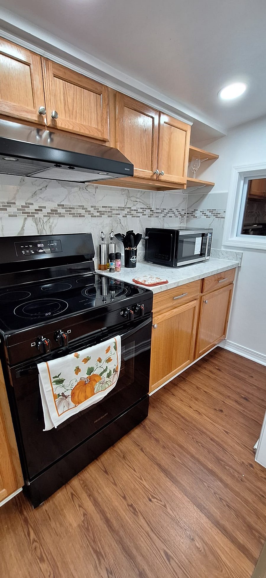 Furnished Finder property 1054690_1 photo 10