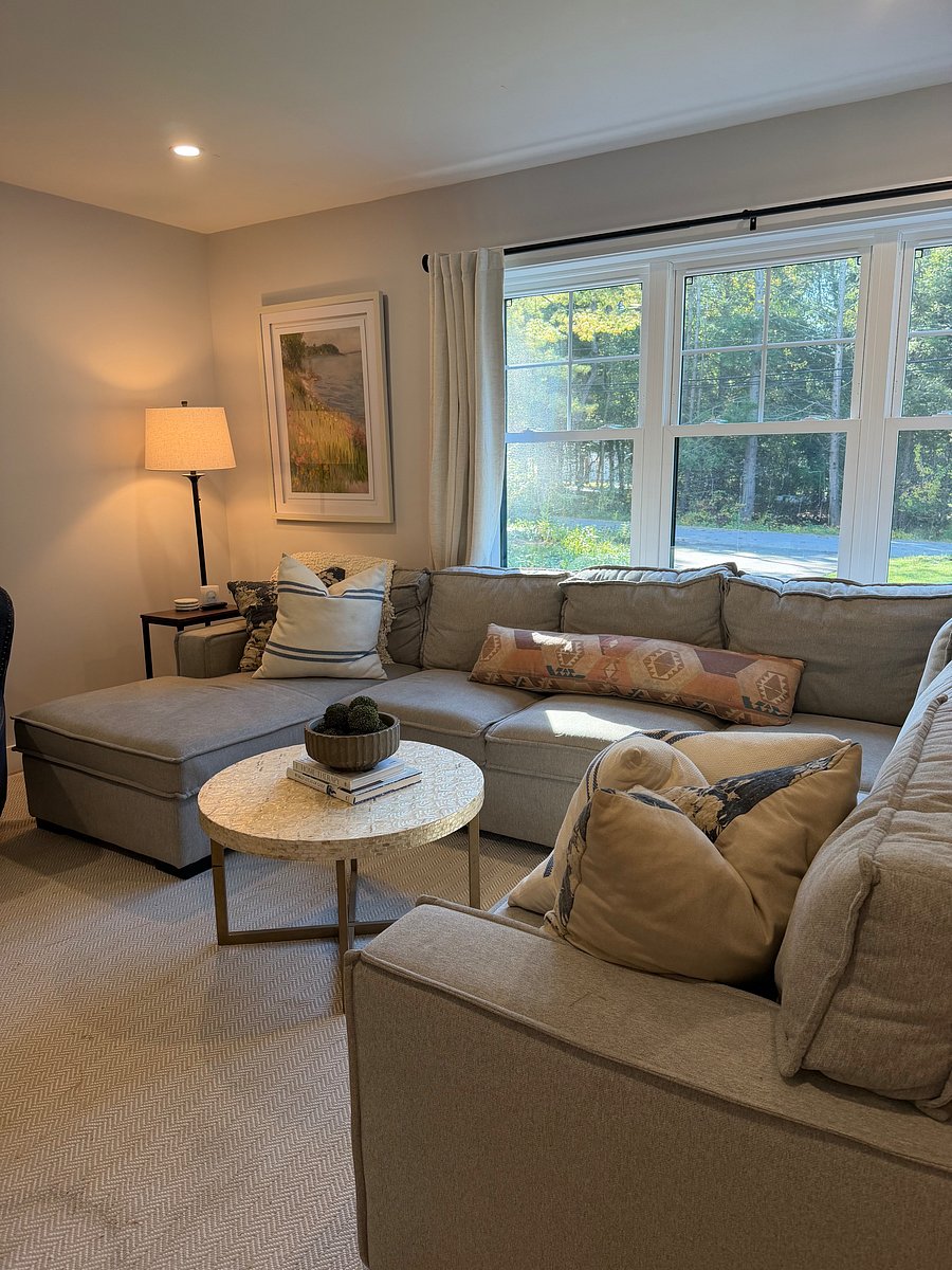 Furnished Finder property 1054702_1 photo 4