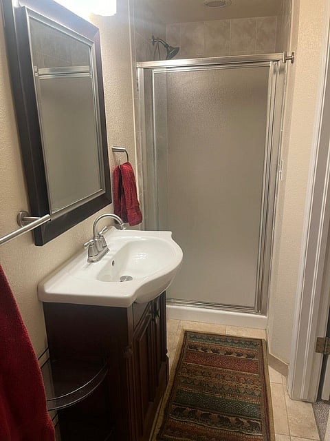 Furnished Finder property 1054710_1 photo 10