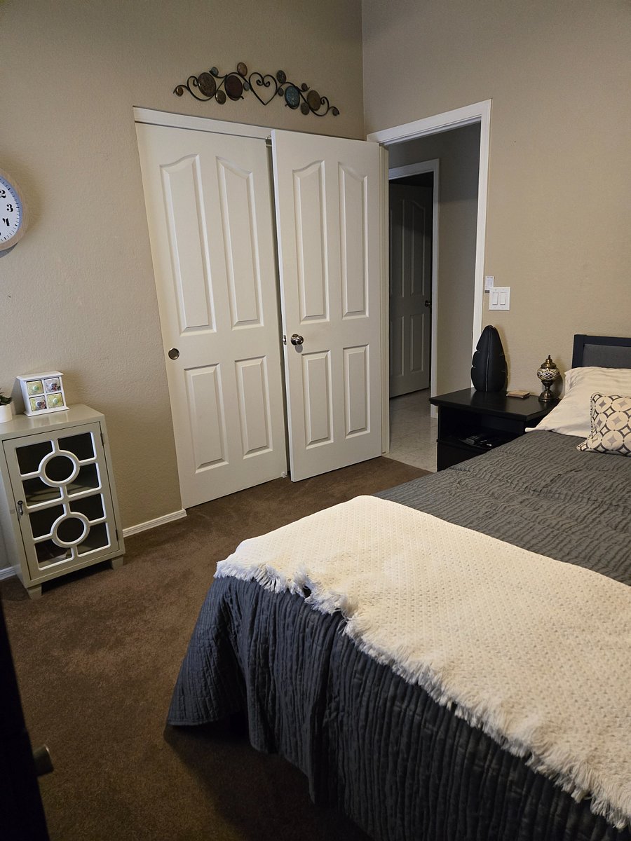 Furnished Finder property 1054729_1 photo 4