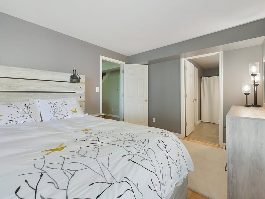 Furnished Finder property 1054737_1 photo 30