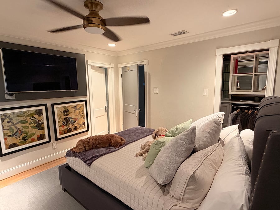 Queen Tempurpedic Bed