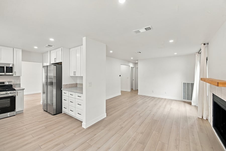 Furnished Finder property 1054741_1 photo 11