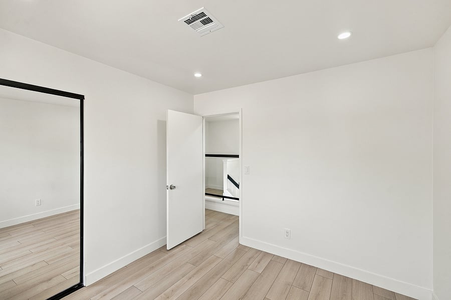 Furnished Finder property 1054741_1 photo 38