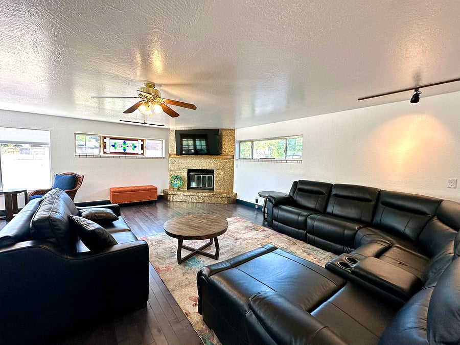 Furnished Finder property 1054743_1 photo 11