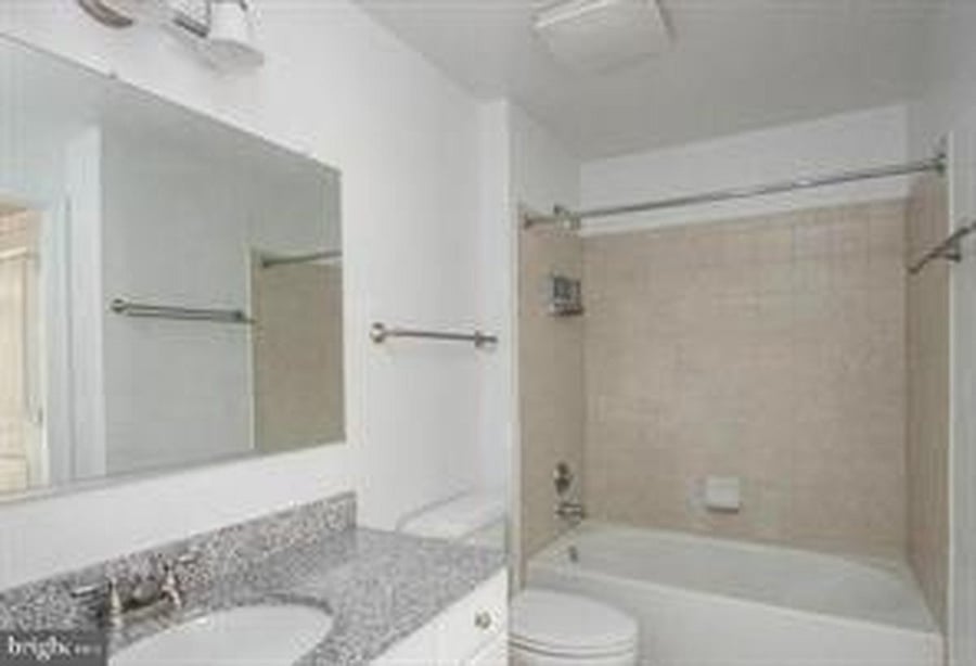 Furnished Finder property 1054746_1 photo 7