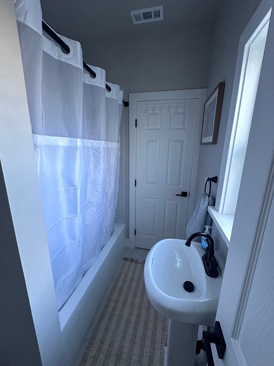 Furnished Finder property 1054754_1 photo 15