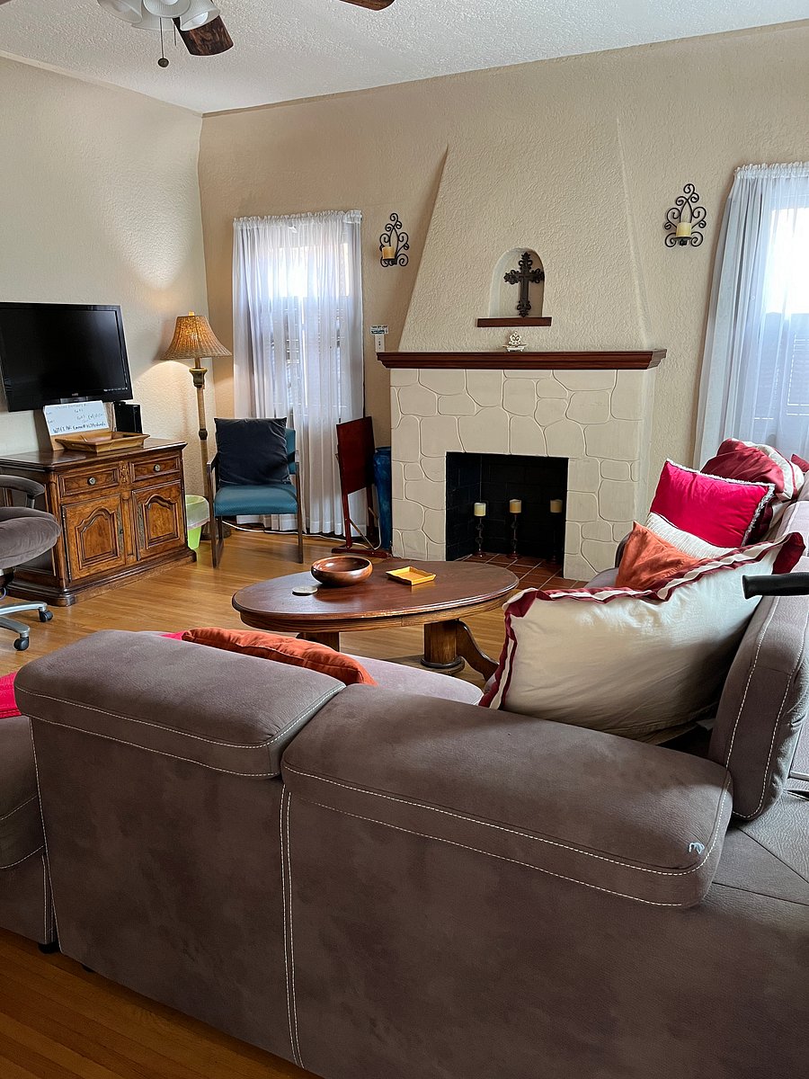 Furnished Finder property 1054757_1 photo 13