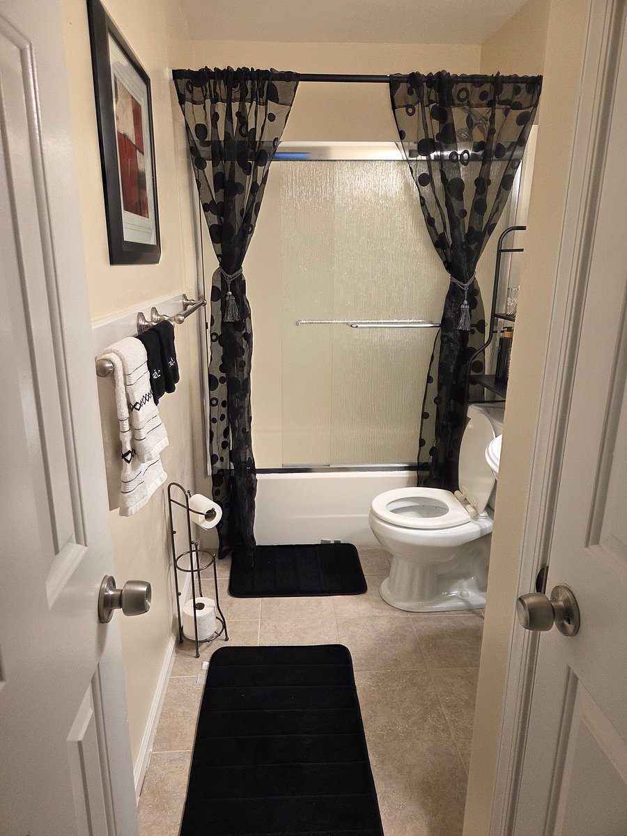 Furnished Finder property 1054773_1 photo 16
