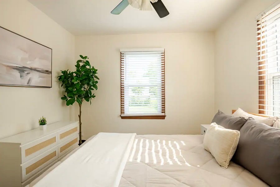 Furnished Finder property 1054796_1 photo 12