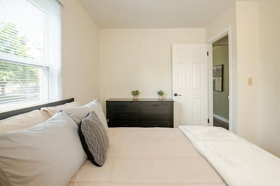 Furnished Finder property 1054796_1 photo 13
