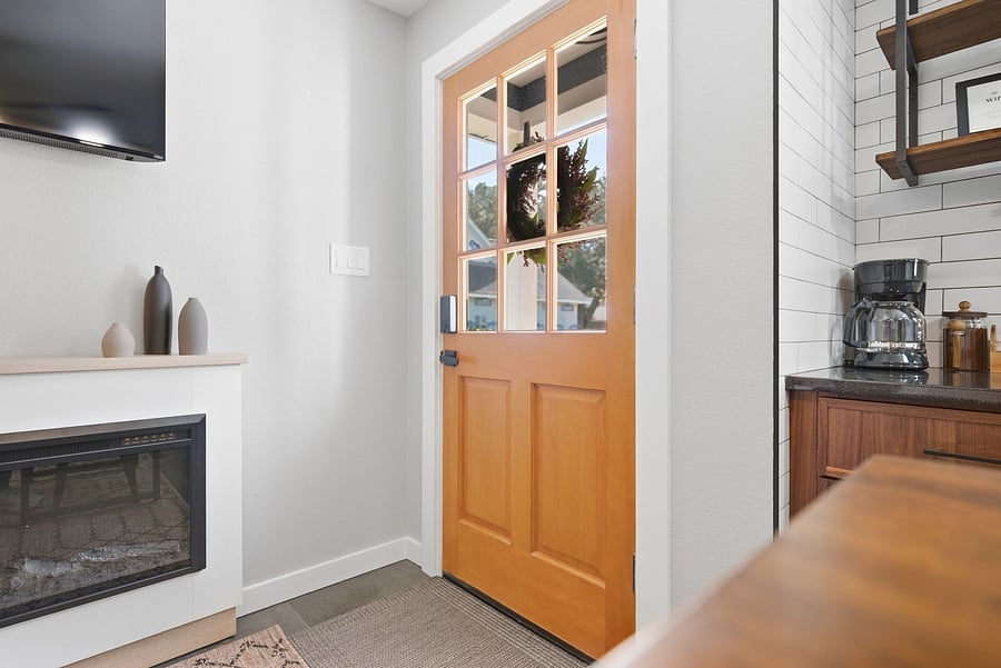 Furnished Finder property 1054801_1 photo 2