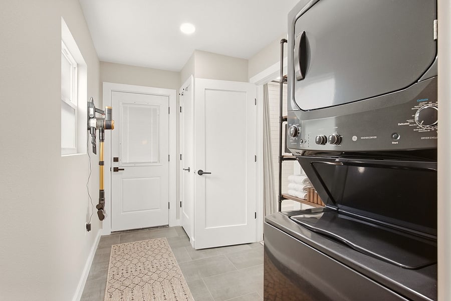 Furnished Finder property 1054801_1 photo 12