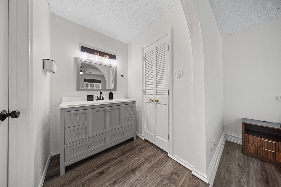 Furnished Finder property 1054840_1 photo 11