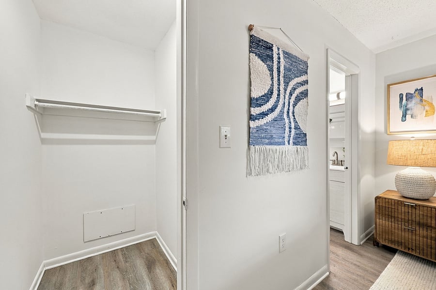 Furnished Finder property 1054852_1 photo 20