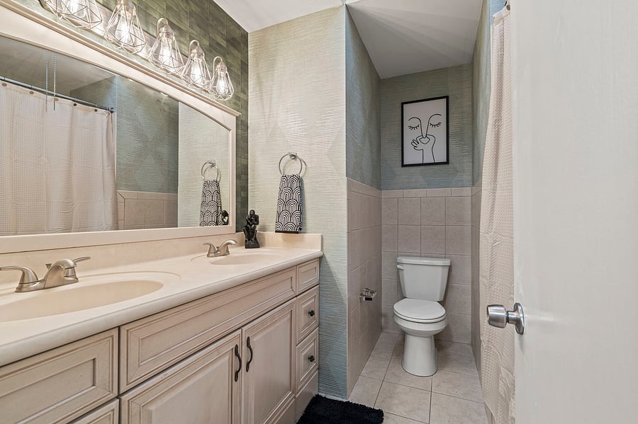 Furnished Finder property 1054854_1 photo 31