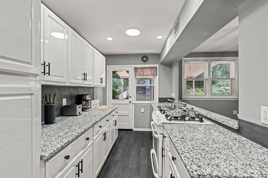 Furnished Finder property 1054854_1 photo 13