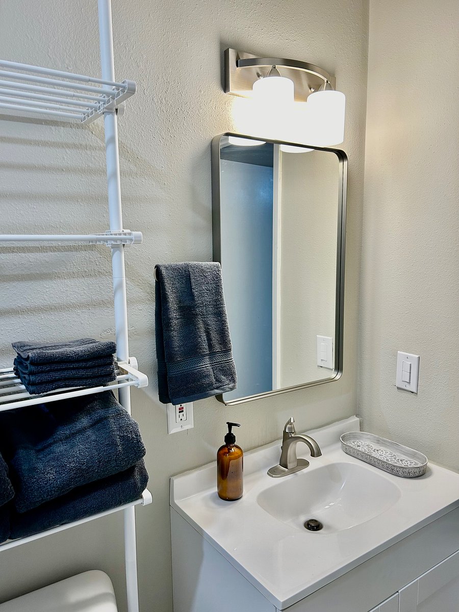 Furnished Finder property 1054857_1 photo 15