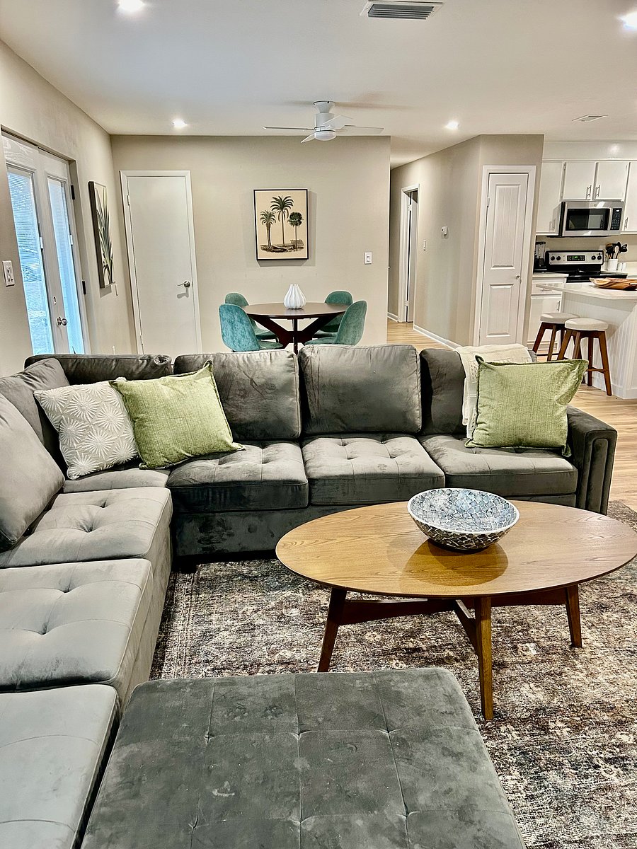 Furnished Finder property 1054857_1 photo 4