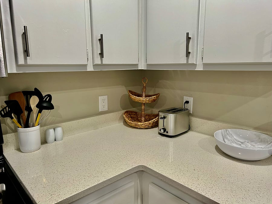 Furnished Finder property 1054857_1 photo 10