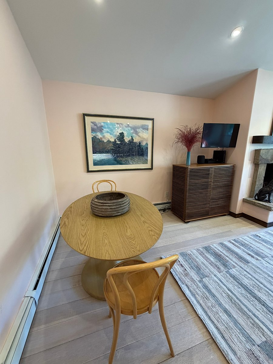 Furnished Finder property 1054868_1 photo 8