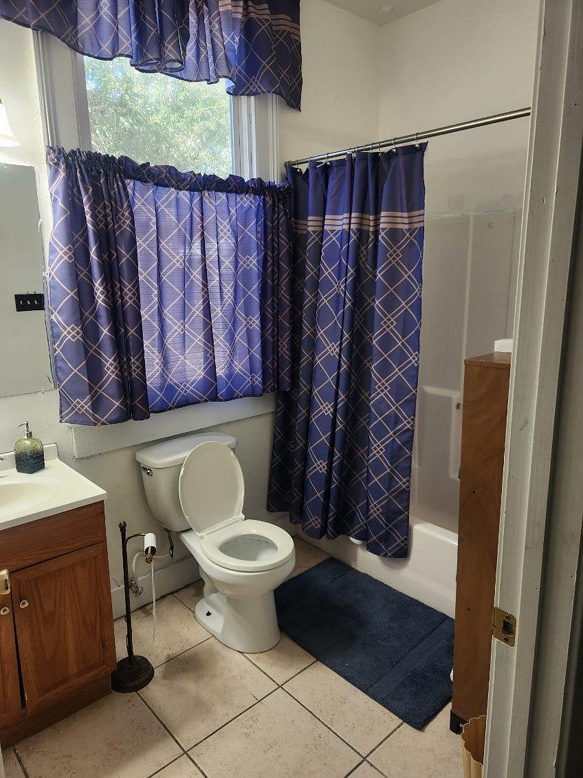 Furnished Finder property 1054899_1 photo 24