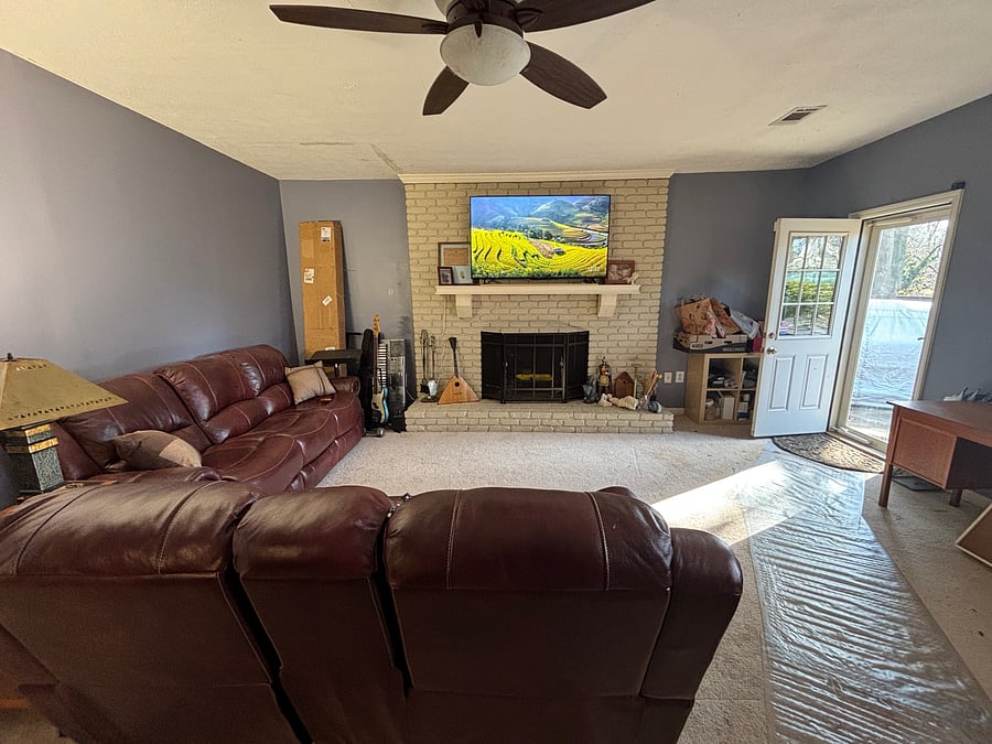 Large TV Den