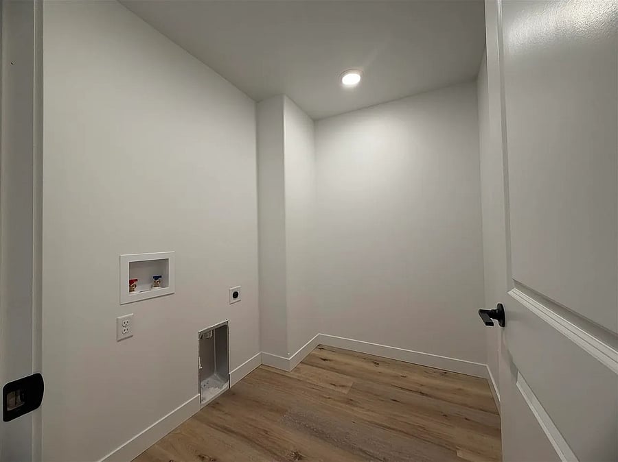 Furnished Finder property 1054936_1 photo 27
