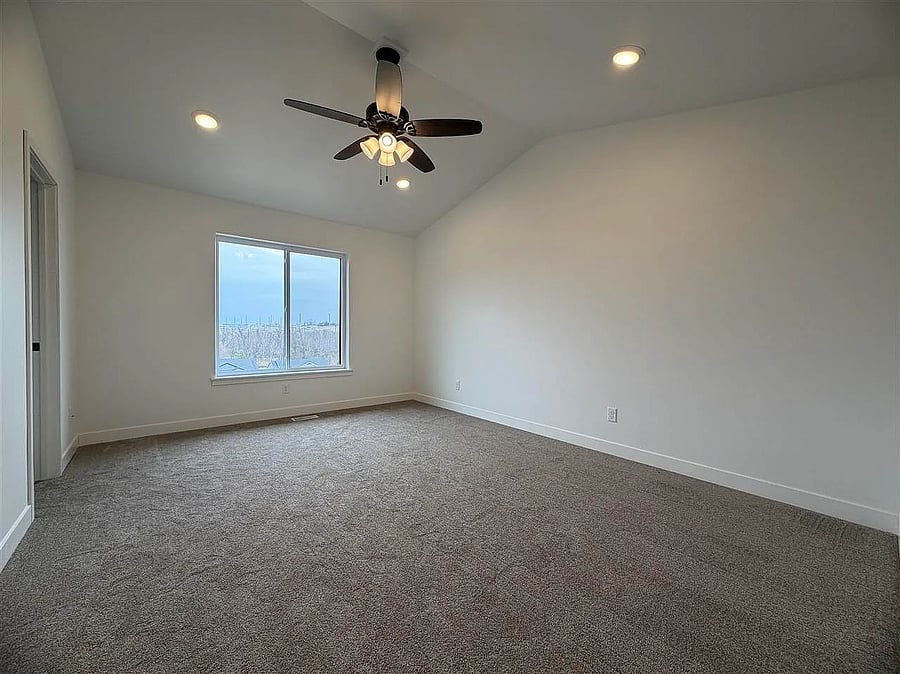 Furnished Finder property 1054936_1 photo 29
