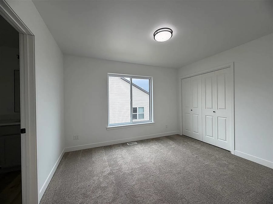 Furnished Finder property 1054936_1 photo 35