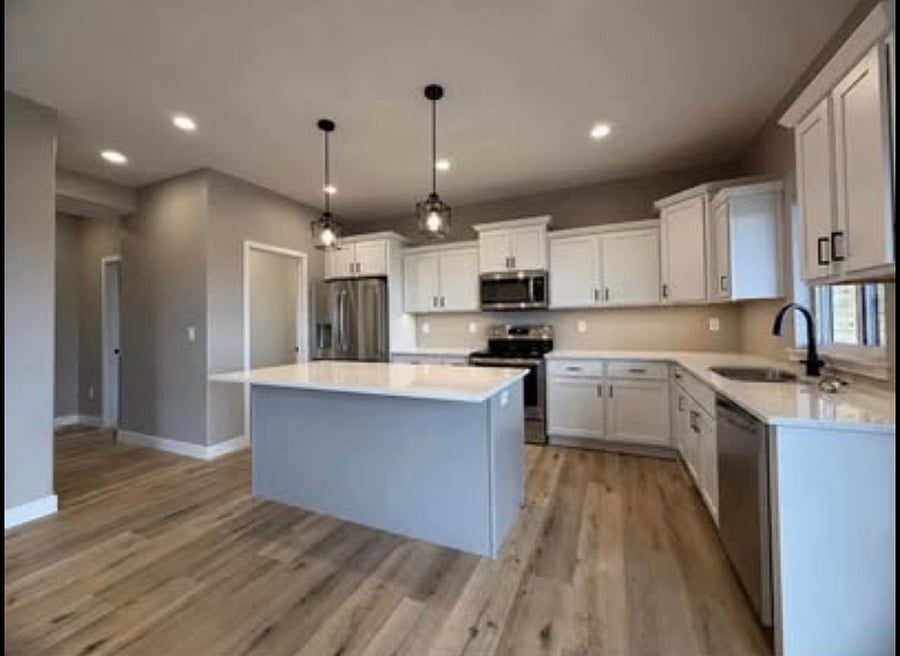 Furnished Finder property 1054936_1 photo 18