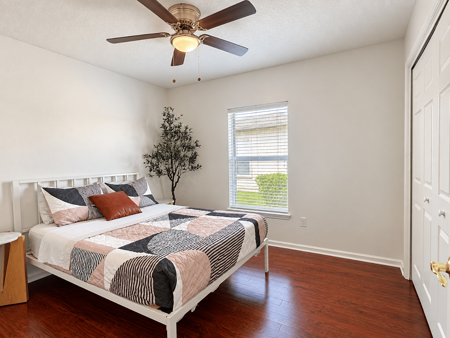 Furnished Finder property 1054948_1 photo 10