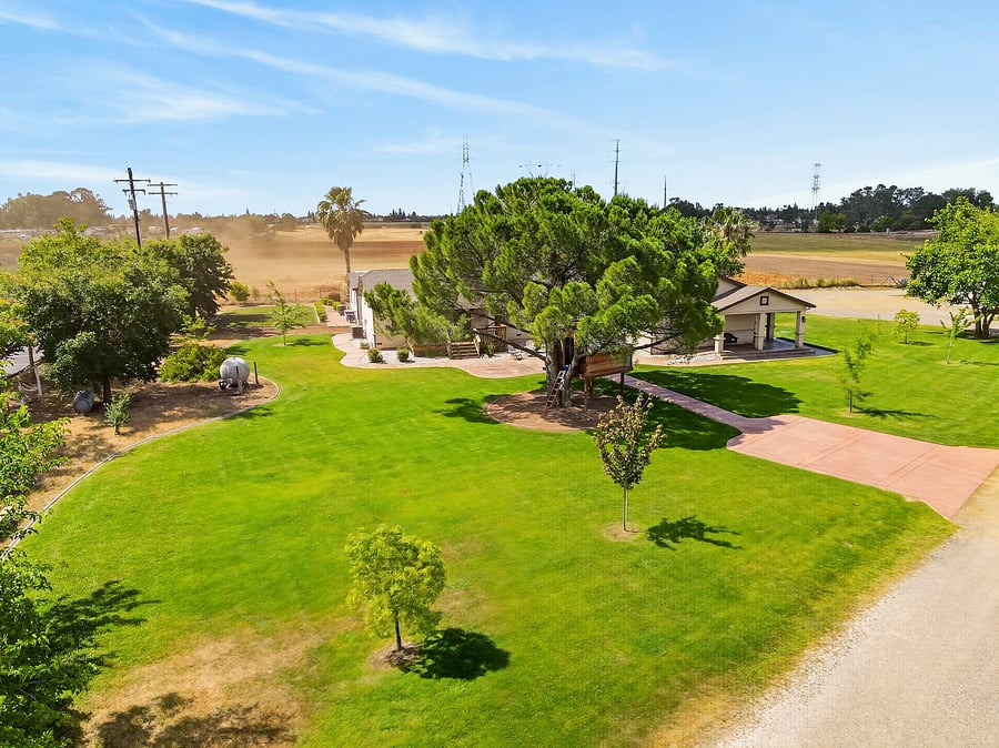 Furnished Finder property 1054952_1 photo 32