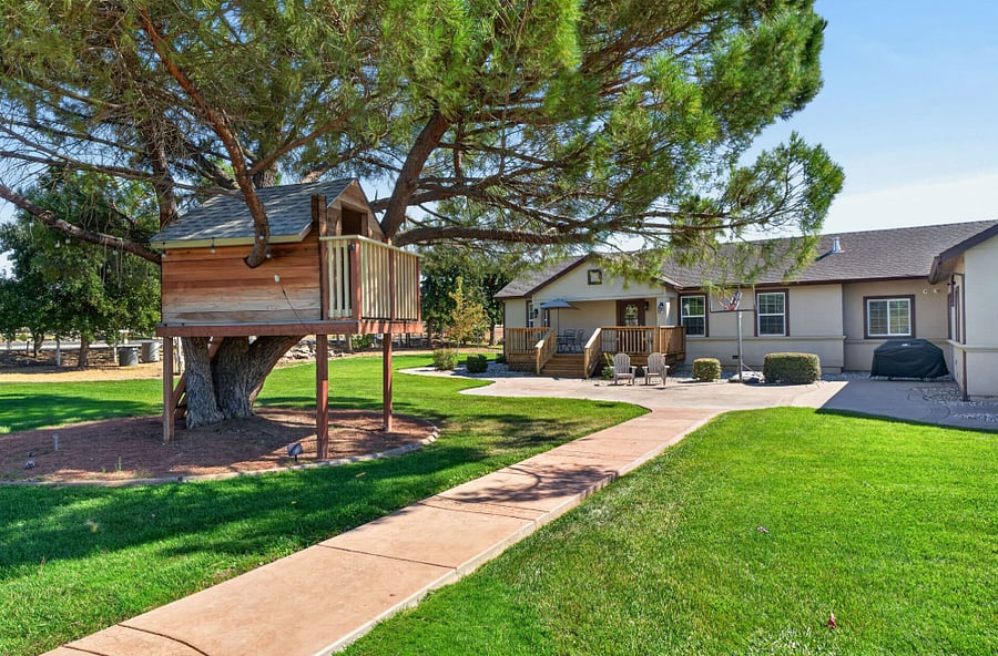 Furnished Finder property 1054952_1 photo 28