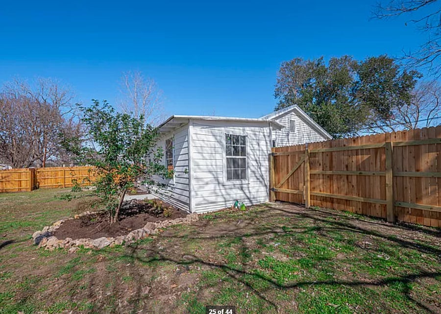 Furnished Finder property 1054954_1 photo 24