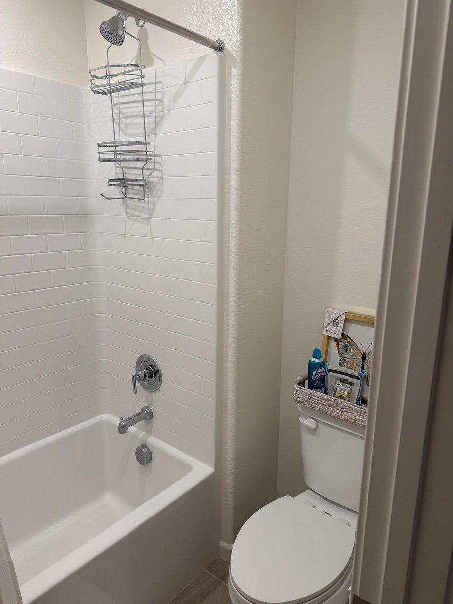 Furnished Finder property 1055001_1 photo 4
