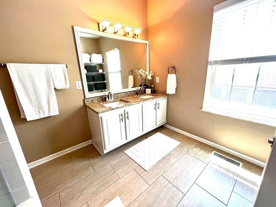 Furnished Finder property 1055006_1 photo 17