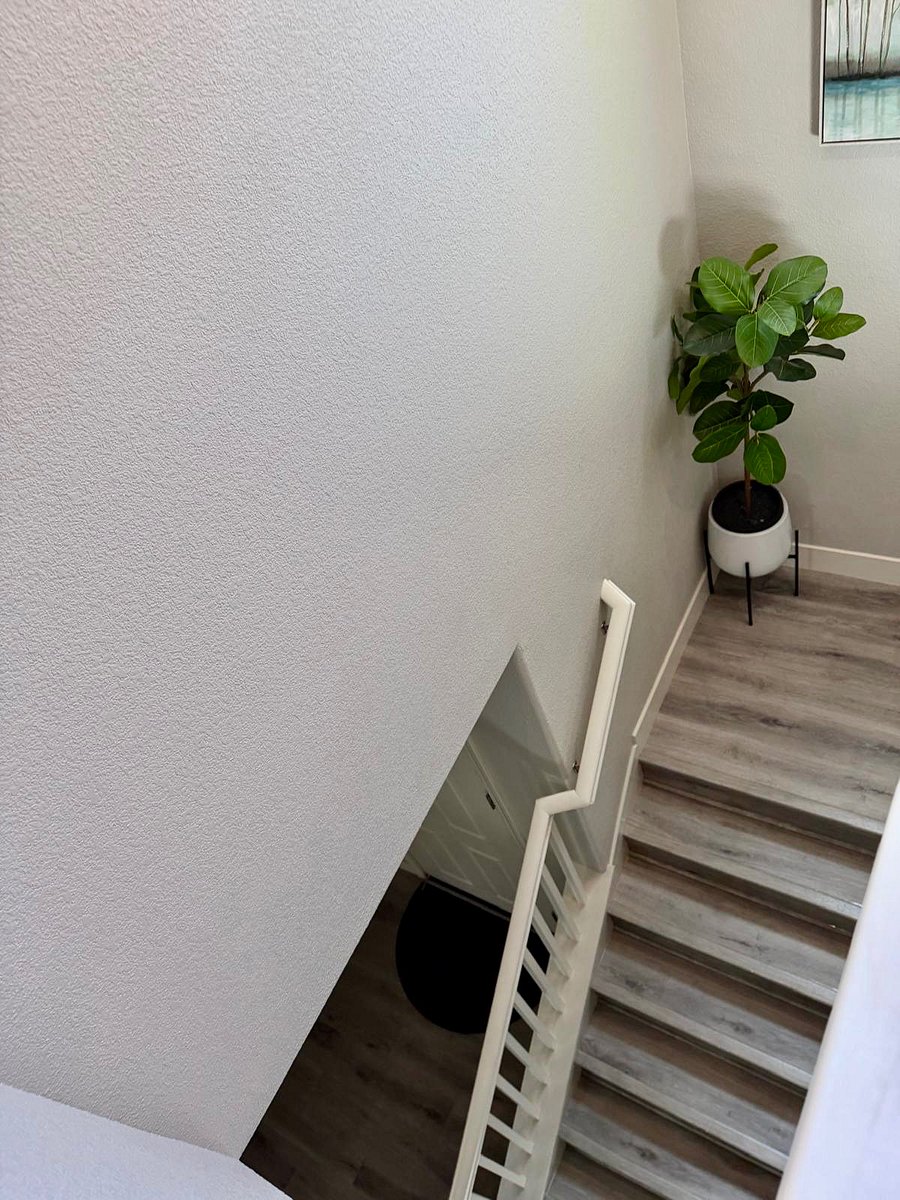 Furnished Finder property 1055028_1 photo 4