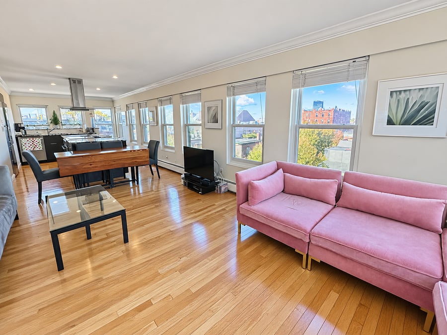 Furnished Finder property 1055029_1 photo 3
