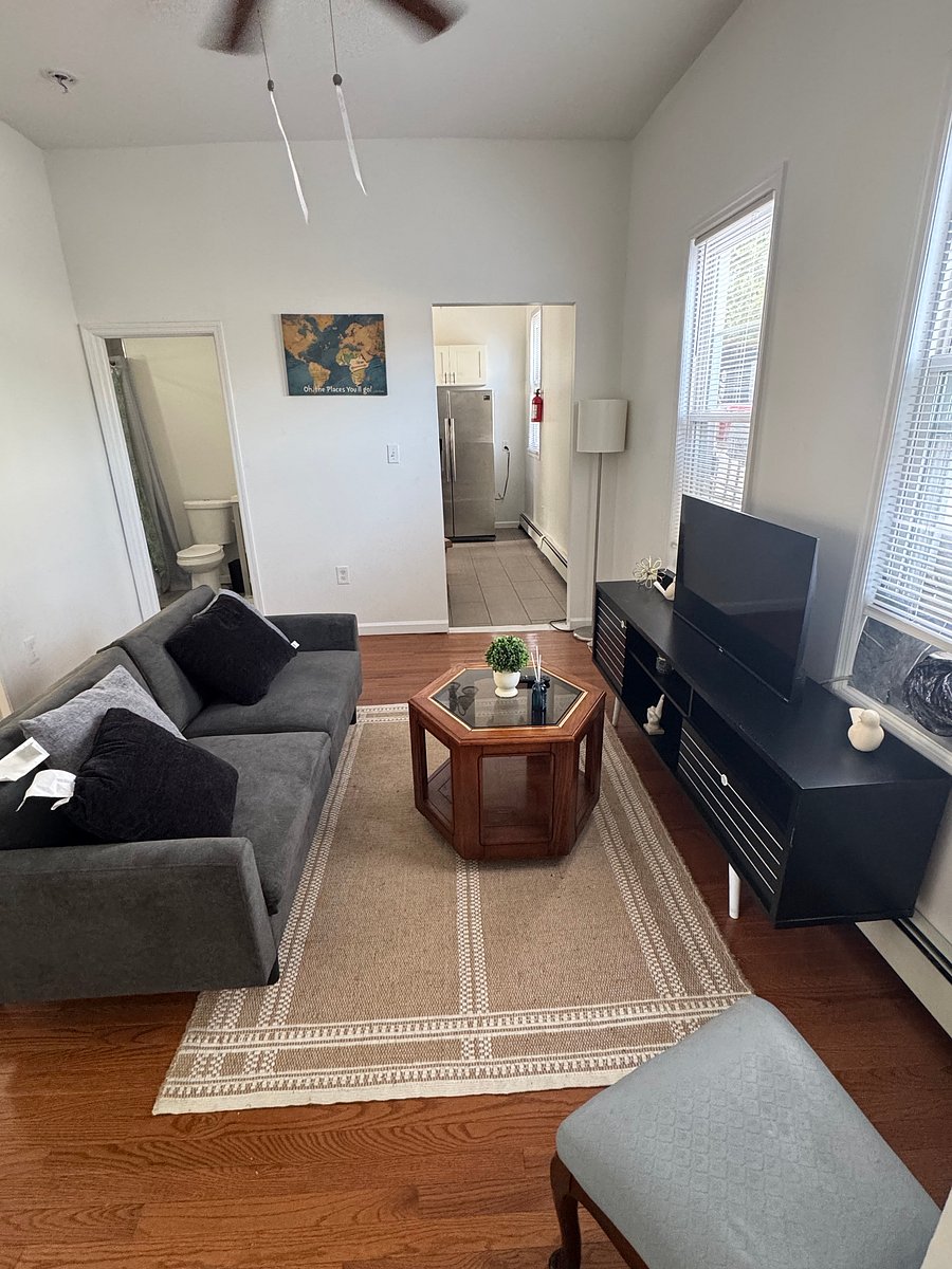 Furnished Finder property 1055069_1 photo 9
