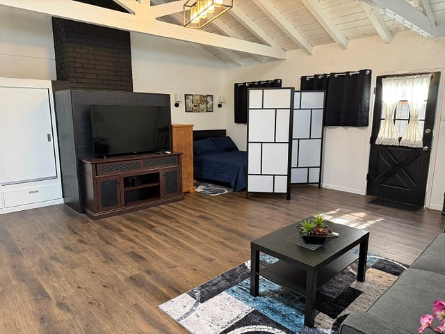 Furnished Finder property 1055077_1 photo 4